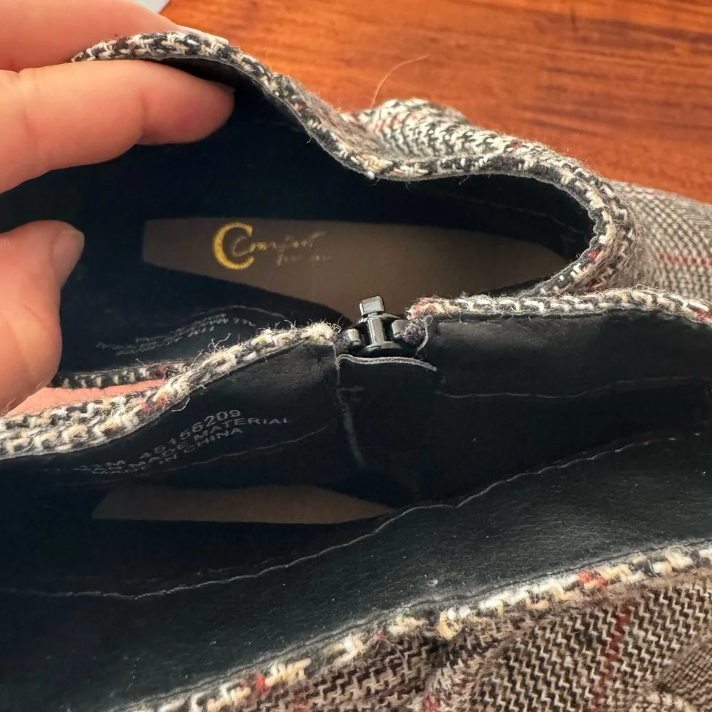 NEW Comfort Women’s Plaid Ankle Boots Bow Zip Black Red Grey Size 11 M - Picture 8 of 8